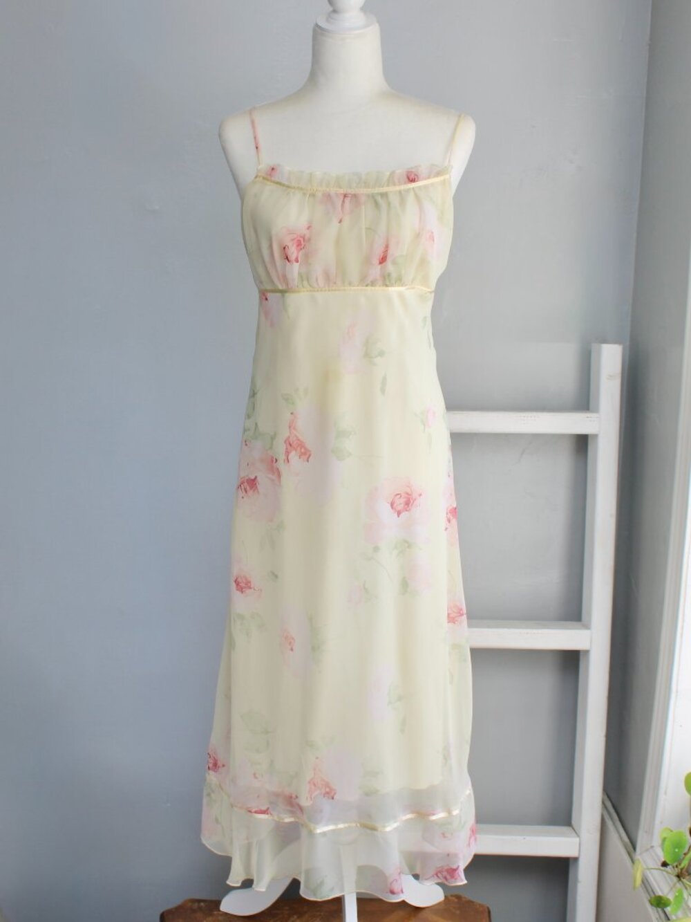 Vintage Y2K Studio Y Yellow Floral Print Spaghetti Straps Ruffle Dress sz Large